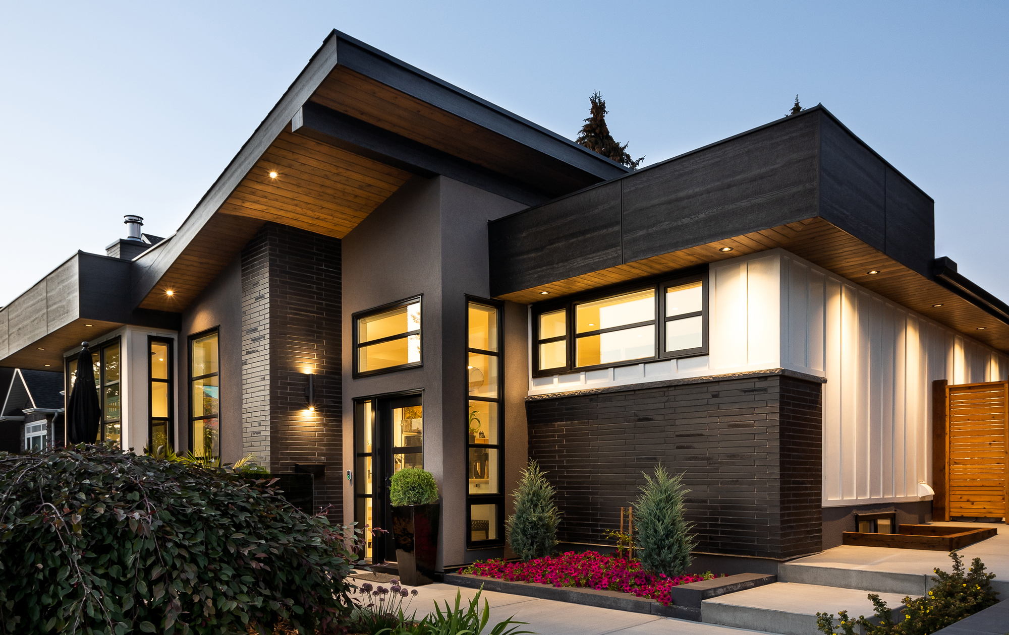 RENOVA HOMES & RENOVATIONS - Custom Home