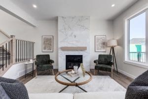 Sunalta 24 - 121 Quartz Crescent Living room